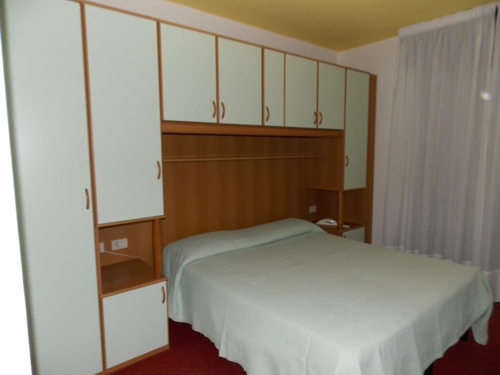 Hotel Colorado Lido di Jesolo Eksteriør bilde